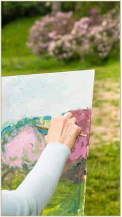 Enjoy painting or drawing outdoors. Get free ideas, hints, techniques and demonstrations online from talented plein air artists.